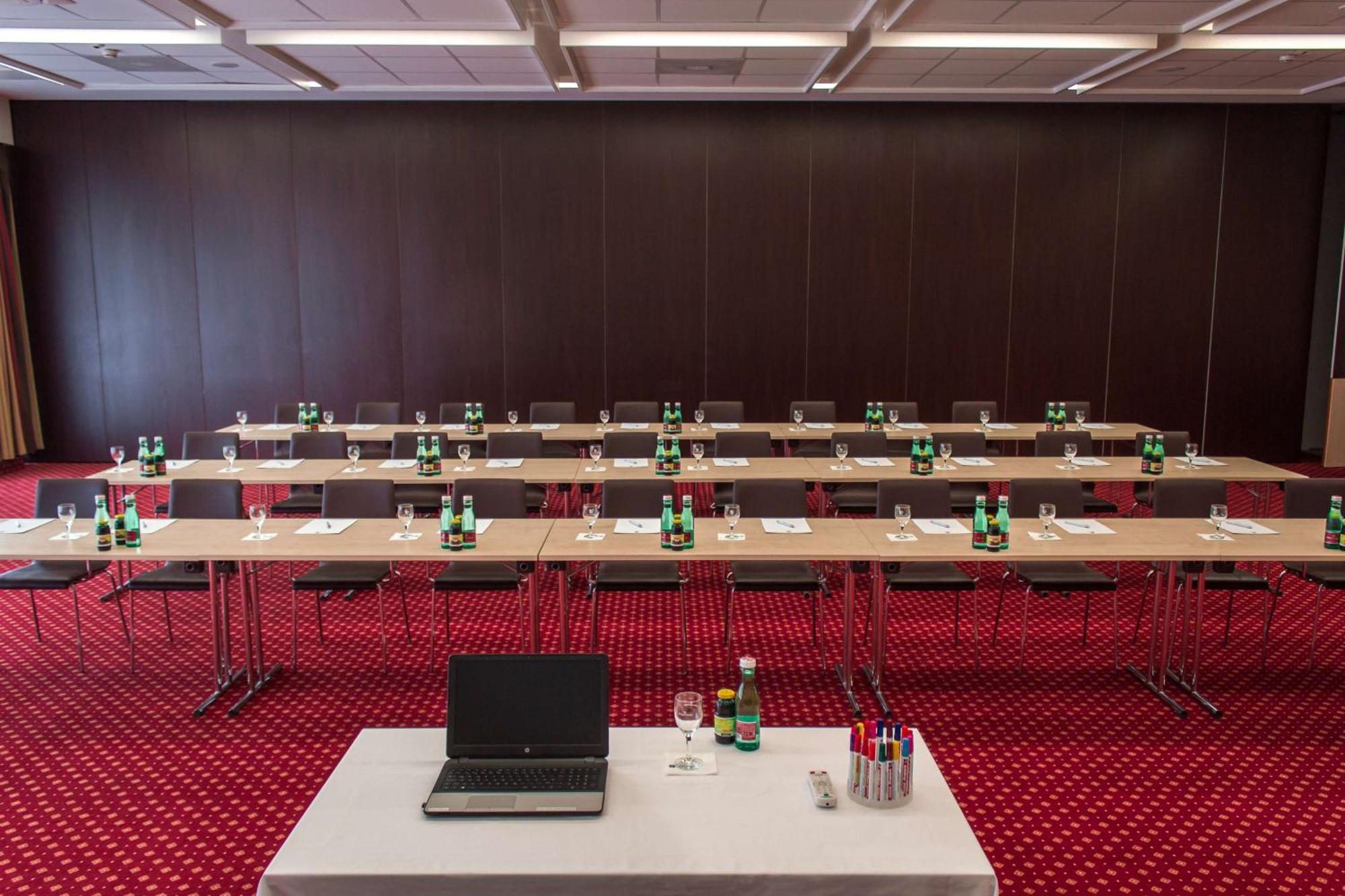 Best Western Plaza Hotel Вельс Экстерьер фото