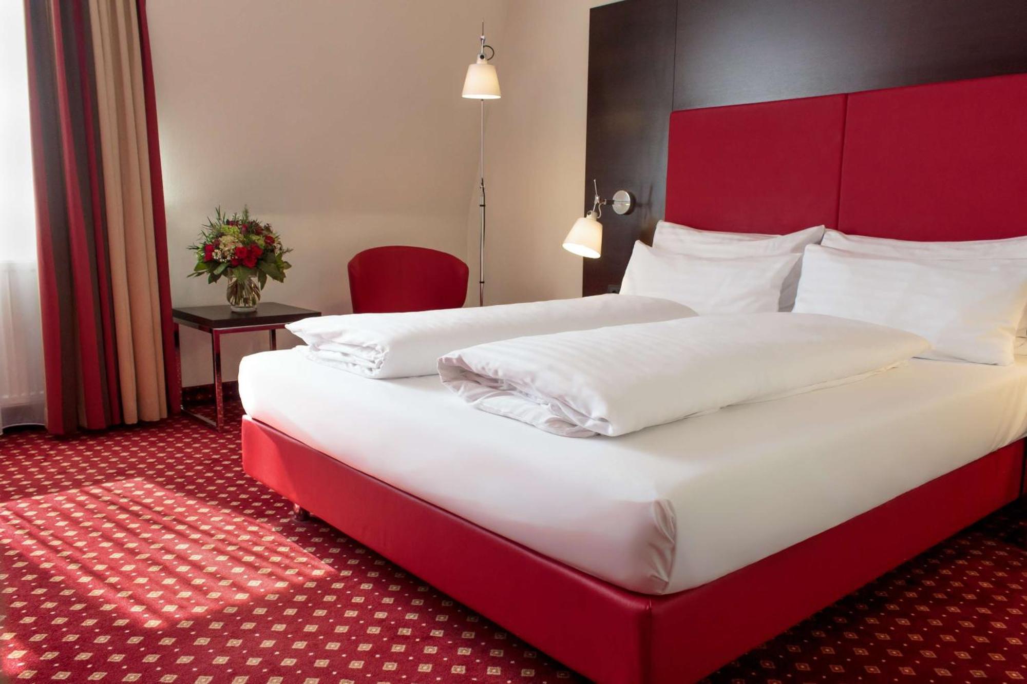 Best Western Plaza Hotel Вельс Экстерьер фото