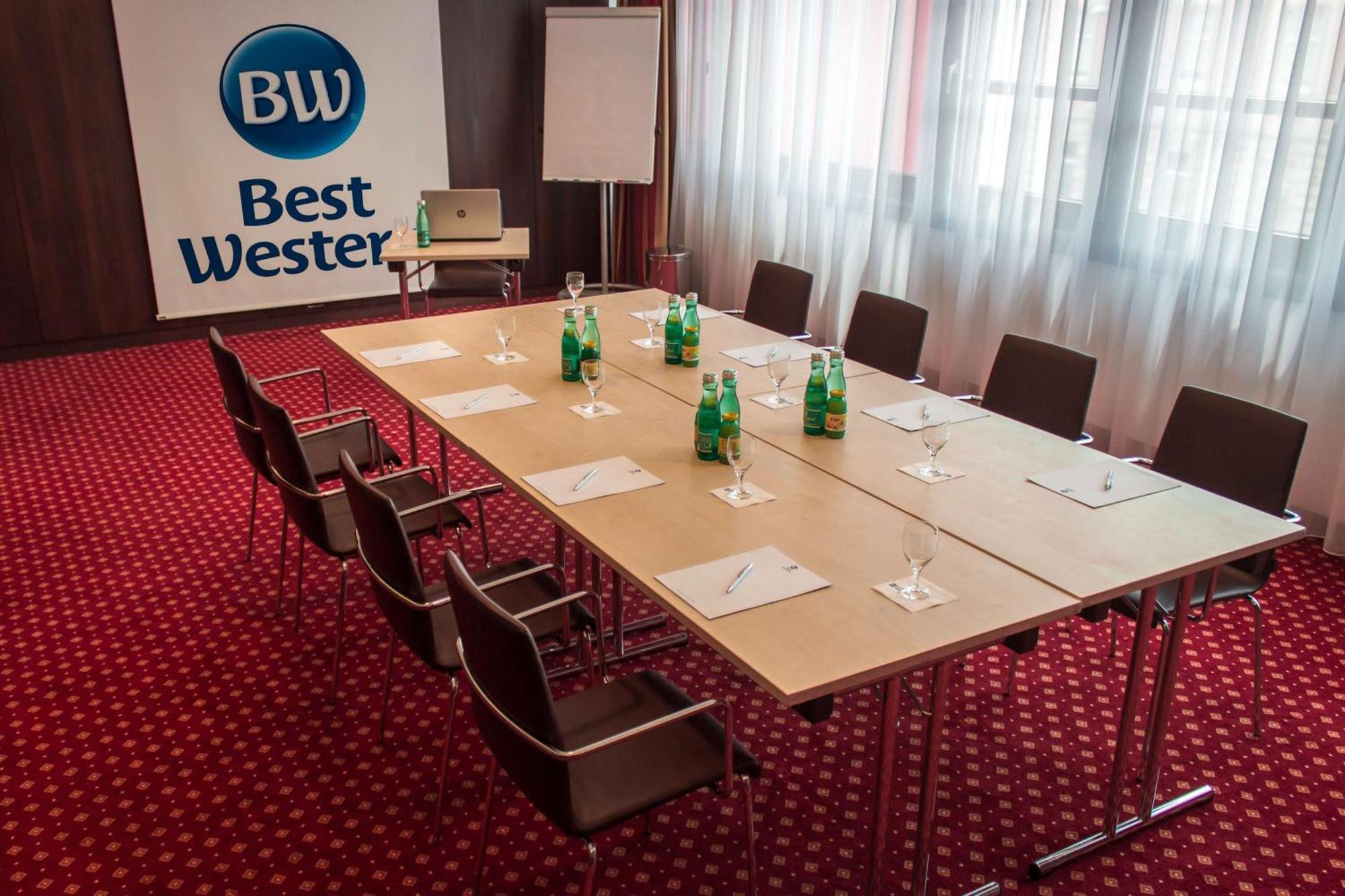 Best Western Plaza Hotel Вельс Экстерьер фото
